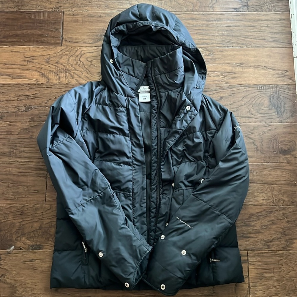 Sleek Black Hooded Puffer Coat